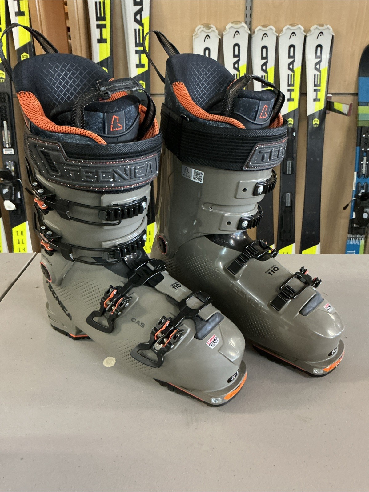 SALOMON Scarponi da sci Tecnica Cochise 110 27 5 uomo scarponi all mountain alpinismo 23 24