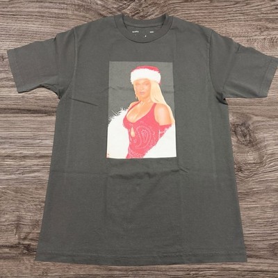 Beyonce Cowboy Carter Resting Sleigh Face / Graphic T-Shirt Adult Size Medium