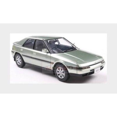 1:24 WhiteBox Mazda 323F 1989 WB124259 Modellbau | eBay