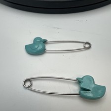 Vintage Duck Diaper Safety Pins Set Of 2 White  Blue Made In Hong Kong