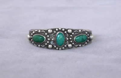 Old Pawn Navajo Sterling Silver Bracelet - 3 Turquoise Stones w. Applique - 5.75 - Image 1 of 4