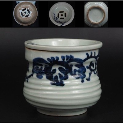 Edo-Meiji Blue White Porcelain Octopus Pattern Kensui Tea Caddy Antique