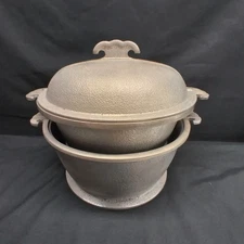 (2) Guardian Service Vintage Cookware Aluminum 9 1/2" Pots One Aluminum Lid