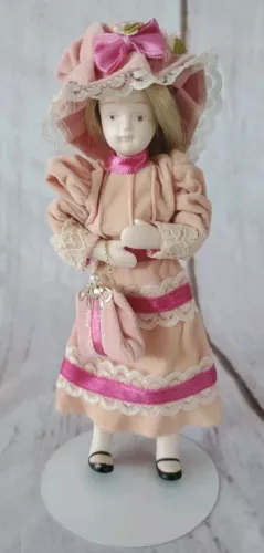 1984 Gibson Girl Dolls By The Danbury Mint  - Mary