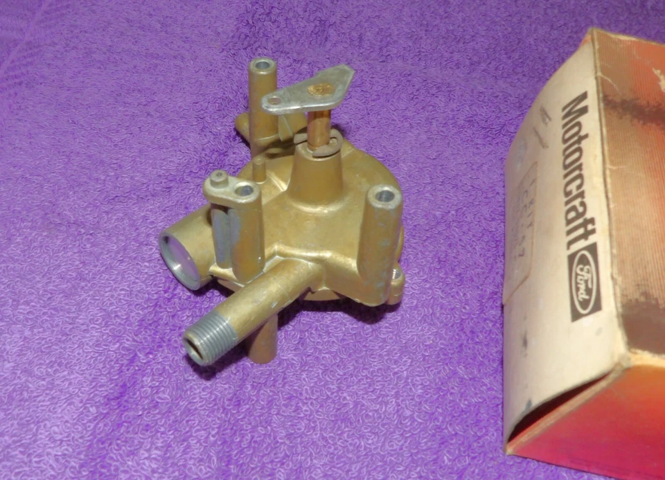 Bronco 302 Galaxie LTD 390 429 1968 Mustang NOS 2V carburador carcasa obturadora Foto 2 de 4