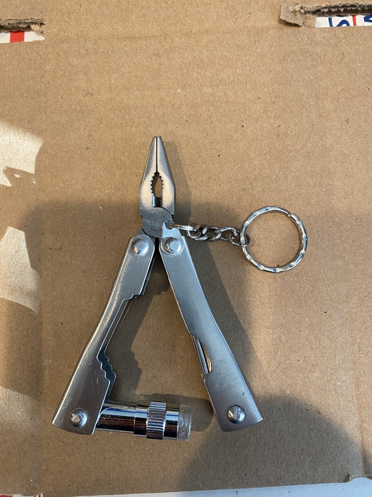 Portable Multitool Knife with Pliers Screwdriver and Built-in Flashlight