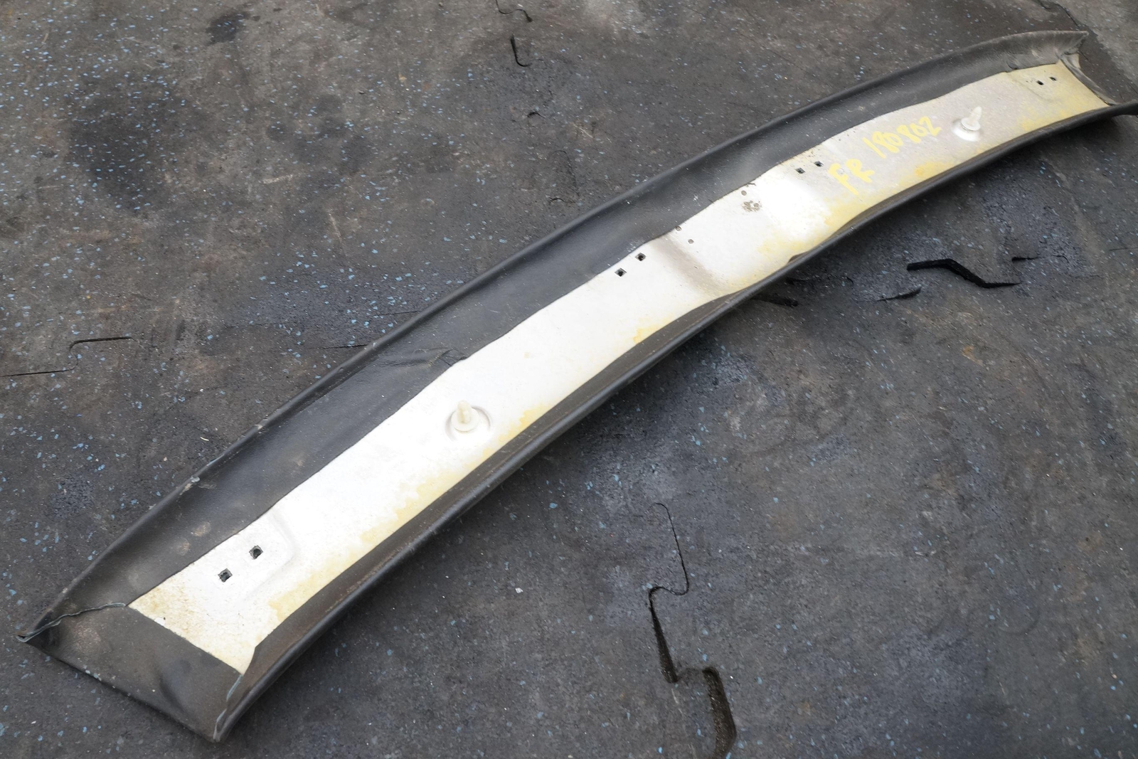 Front Windshield Upper Header Roof Trim Panel 64397800 Ferrari 355 Berlinetta 99
