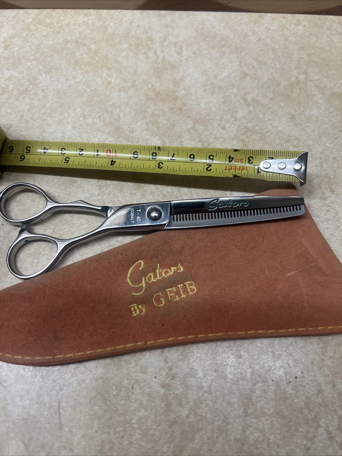 Dog Grooming Scissor That’s Hardly Used. T-40 Cobalt Stainless Steel. Gators
Opens in a new window o