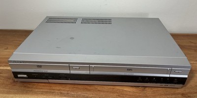 Sony SLV-D370P DVD Player / VCR Combo   No Remote   Working / Tested