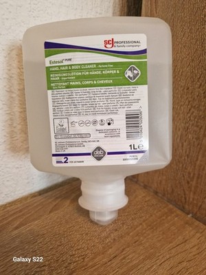 SC Johnson Estesol Premium Pure Reinigungslotion 3in1 1 L A11