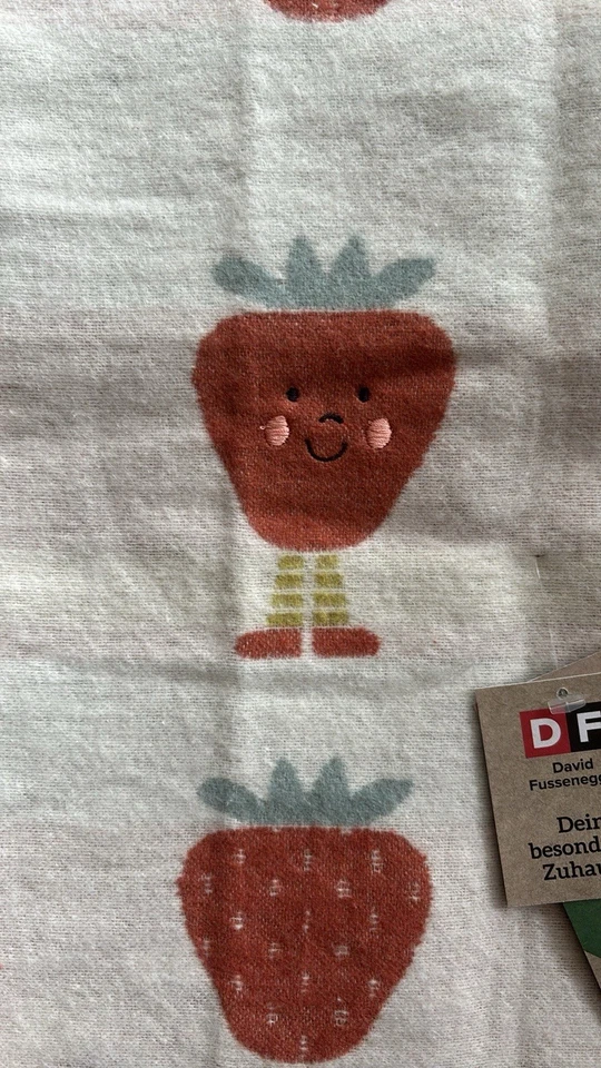 Manta para bebé David Fussenegger fresas reversible suave Foto 3 de 4