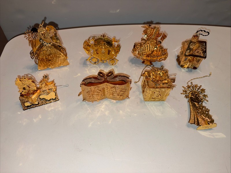 Vintage  Danbury Mint  Annual Gold Christmas Ornament Collection Lot 8 Carriage