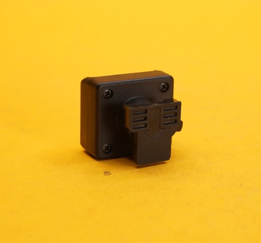 ProMaster shoe conversion adapter Canon mini to standard hot shoe - Image 3 of 3