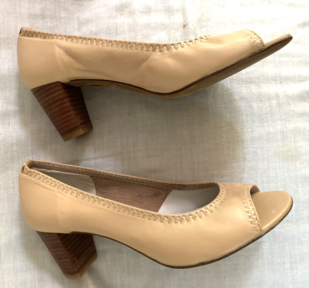 Accessoire Diffusion Open Toe Pumps, Tan Calf Ski… - image 4