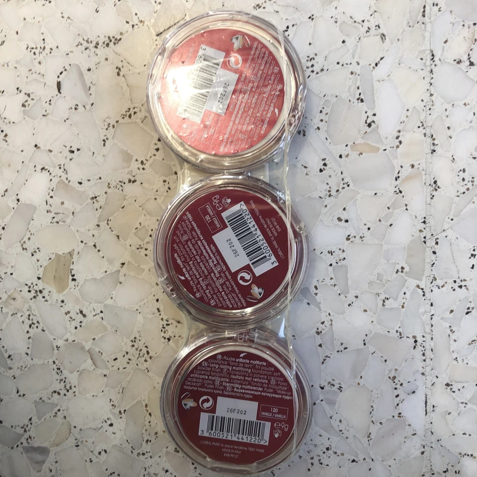 Loreal Infallible Long Lasting Creamy Powder Foundation 120 Vanilla X 3 - Image 2 of 2