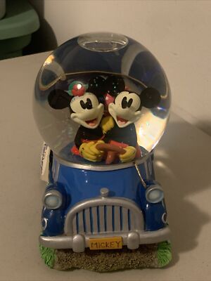 Disney Mickey & Minnie  Music Box Snow Globe Car Driving Pluto
