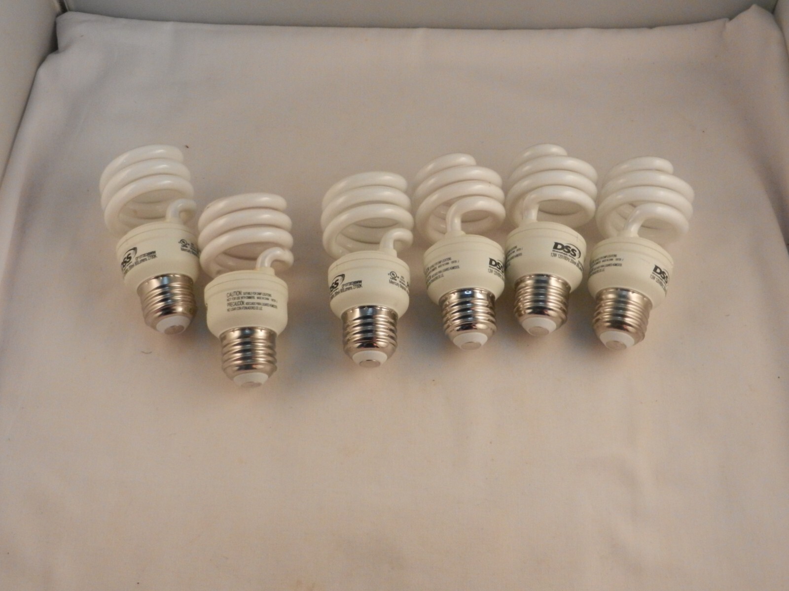 DSS 13w 120V/60HZ FLUORESCENT LIGHT BULBS - SET OF 6 #CF13T2E26WW | eBay