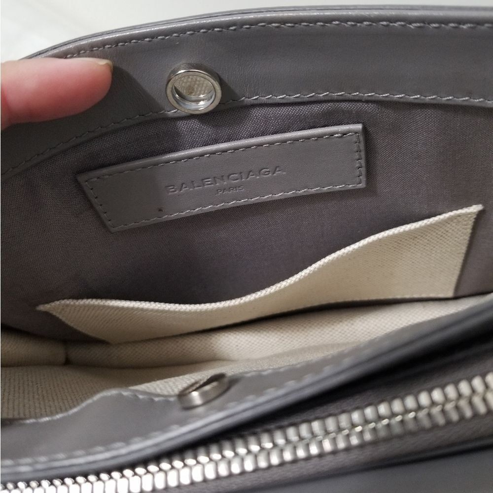 Balenciaga logo crossbody bag thumbnail 5