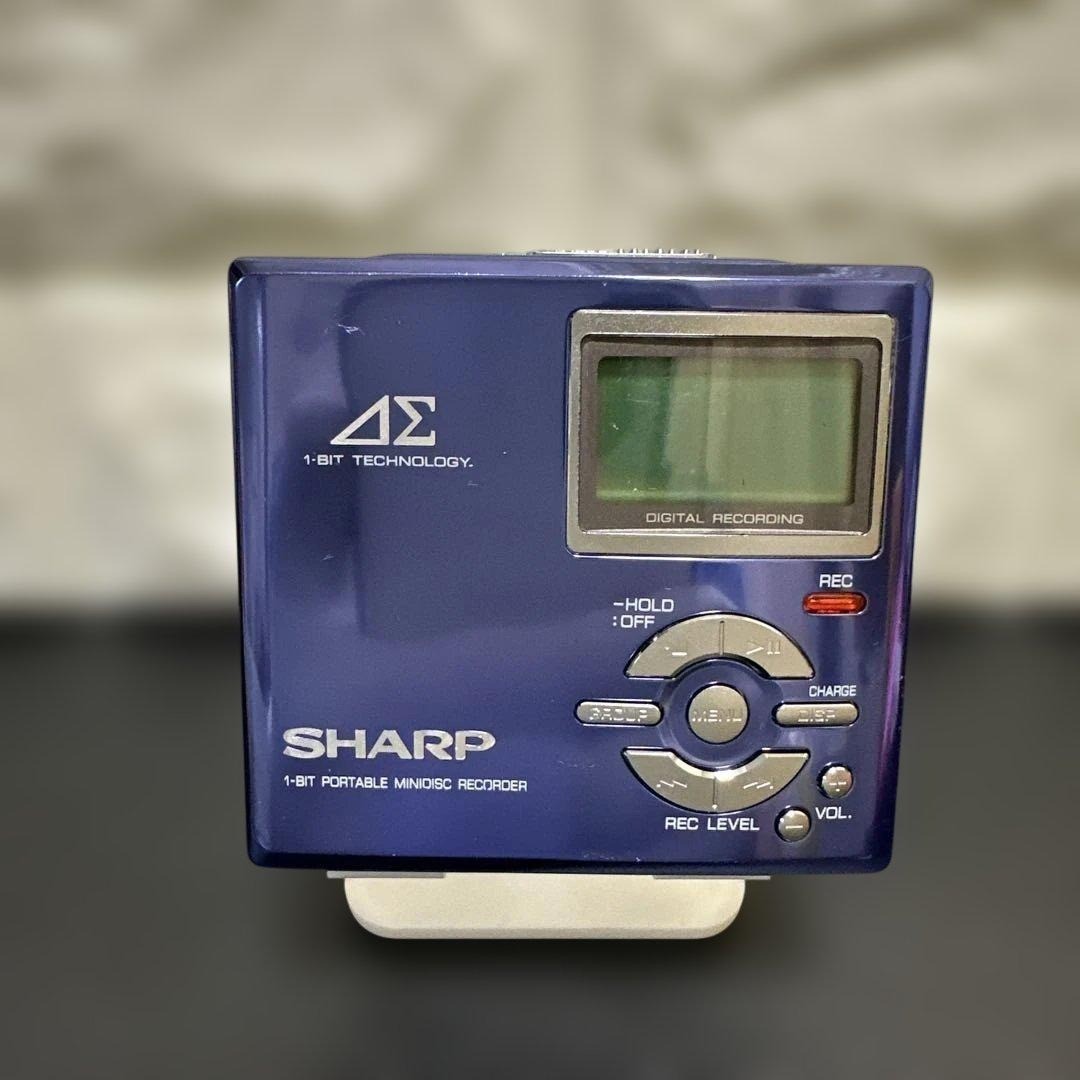 SHARP MD Walkman MD-DR7-A Portable MD Player with Mini Disc SHARP MD Walkman MD-DR7-A Portable MD Player with Mini Disc