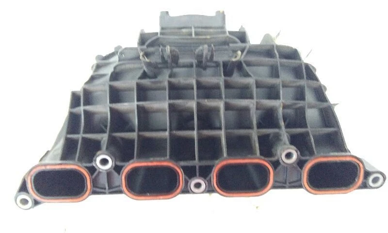 12-18 BMW 320i Intake Manifold 2.0L - Image 2 of 4