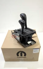 New OEM Mopar Floor Shifter Select Trac 1999-2004 Jeep Grand Cherokee 52104149AC
