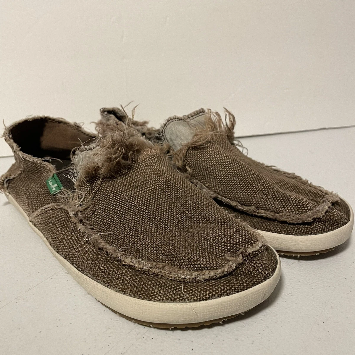 Sanuk brown best sale shoes