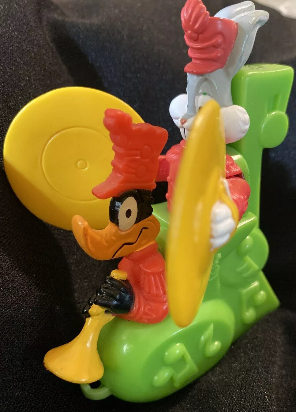 Vintage 1994 Warner Bros Bugs Bunny & Daffy Duck Rolling Toy