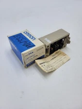 Omron D4A-2000N General Purpose Limit Switch Receptacle Box 1/2-14NPT DPDT Gray