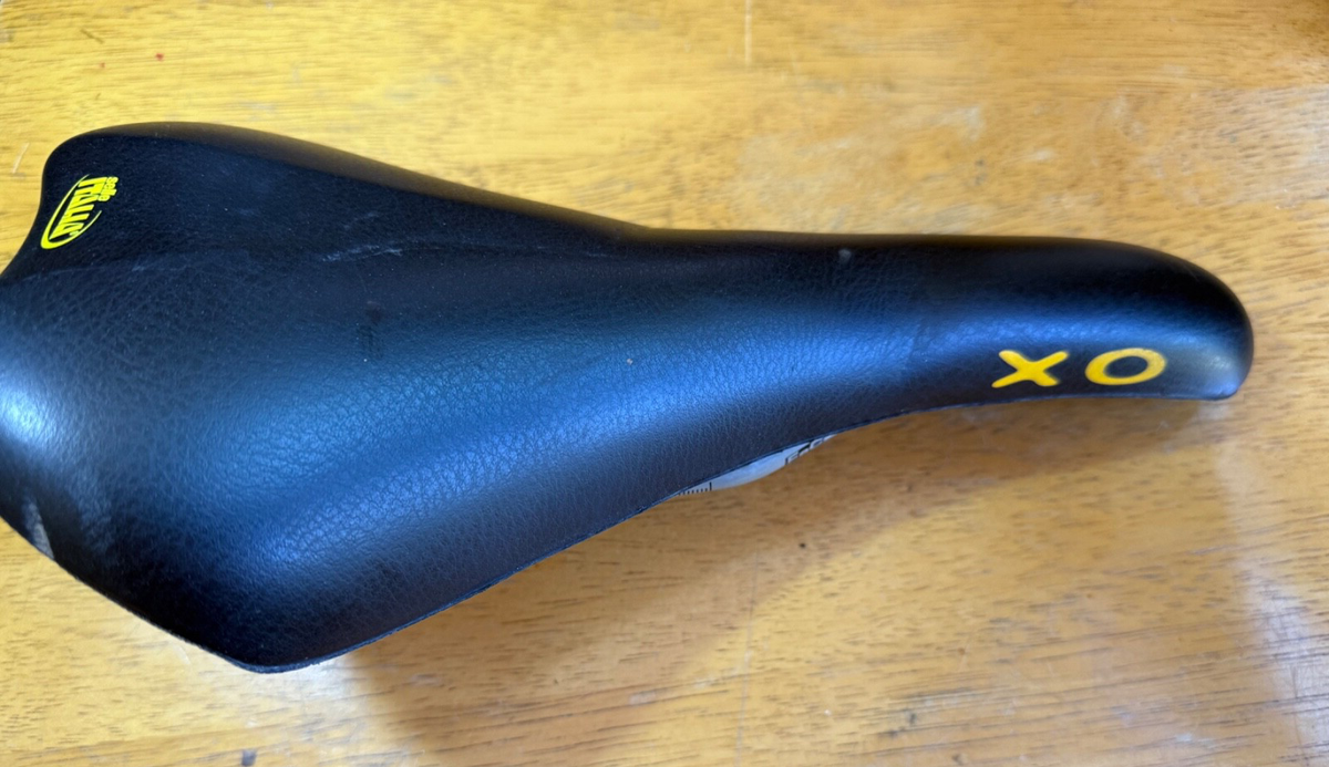 Selle Italia XO Black and Yellow Bike Saddle, Seat, Italy. NEW