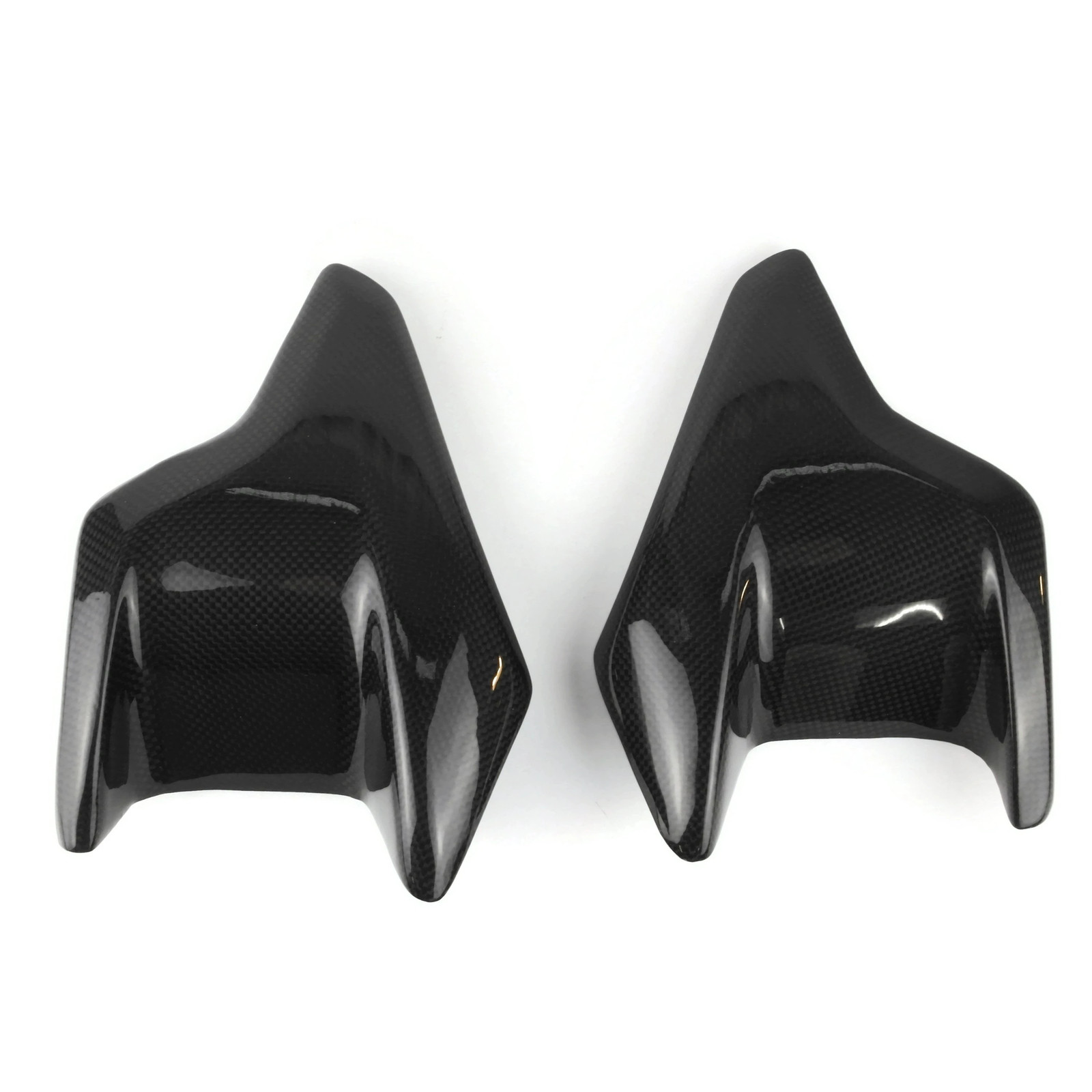 Canaux d'air MV Agusta Brutale 675 en carbone pour remplacer les plastiques ternis
