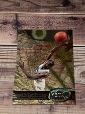 1997 Metal Universe #89 Tony Delk Charlotte Hornets Basketball