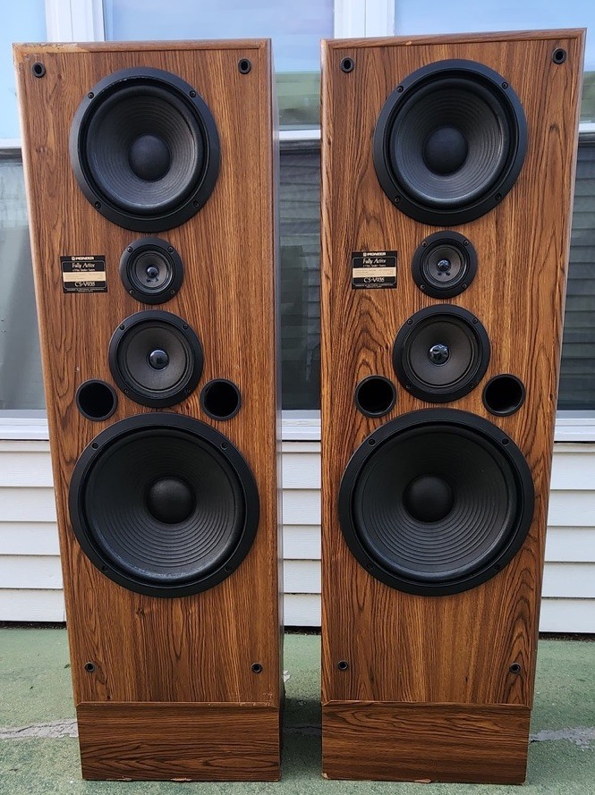 VTG PIONEER CS-V935 4 WAY TOWER SPEAKERS WITH VINYL LAMINATED WOOD