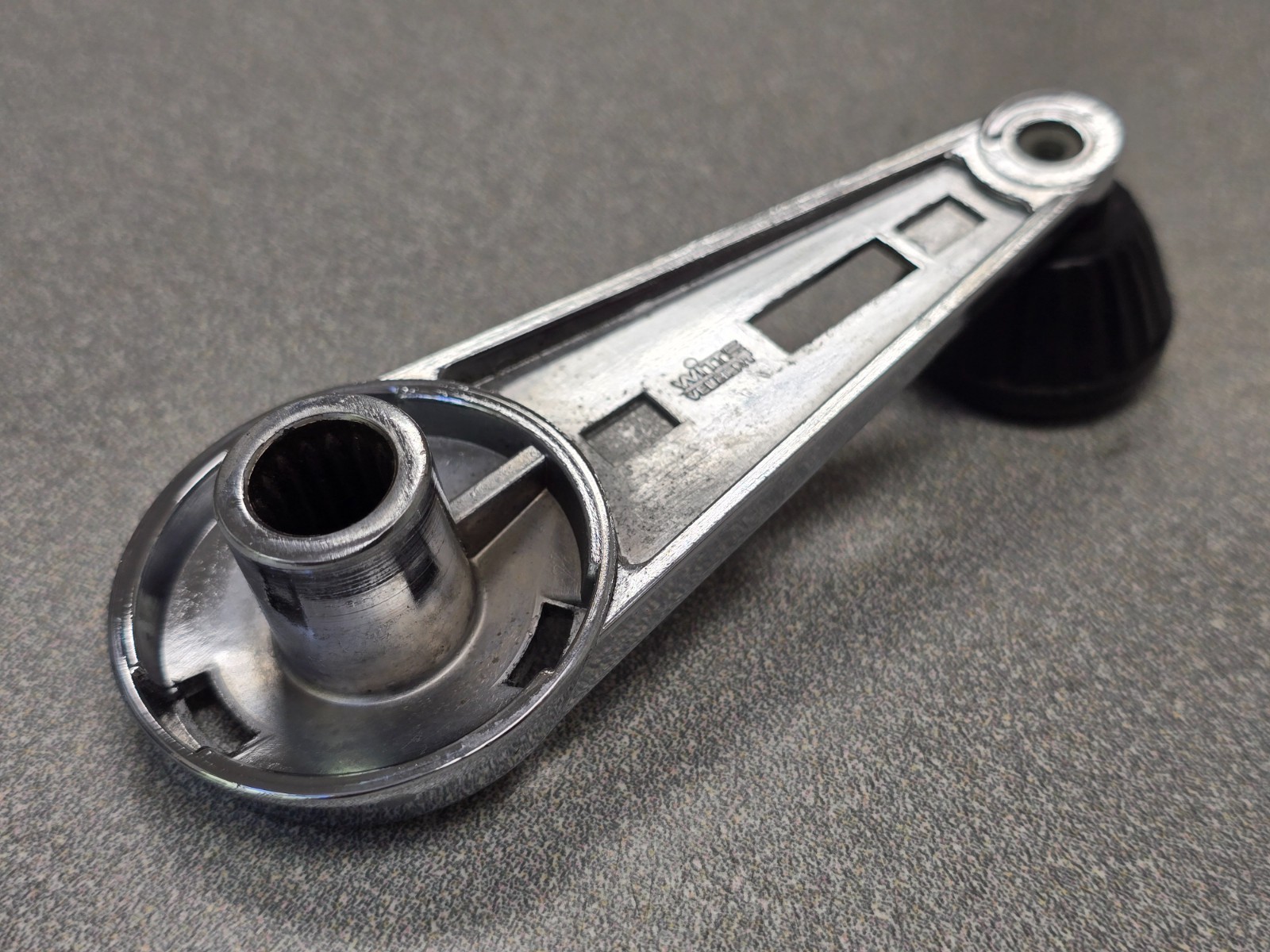 NICE USED ORIGINAL WITTE PORSCHE 911 912 912E 930 CHROME WINDOW WINDER CRANK