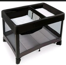 4moms Breeze Plus Portable Foldable Play Yard Black Gray Removable Bassinet