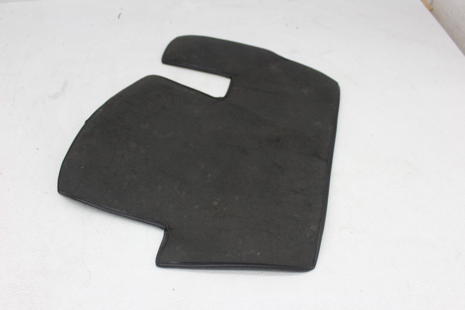 99-01 FERRARI 456 M LH LEFT REAR FLOOR CARPET
