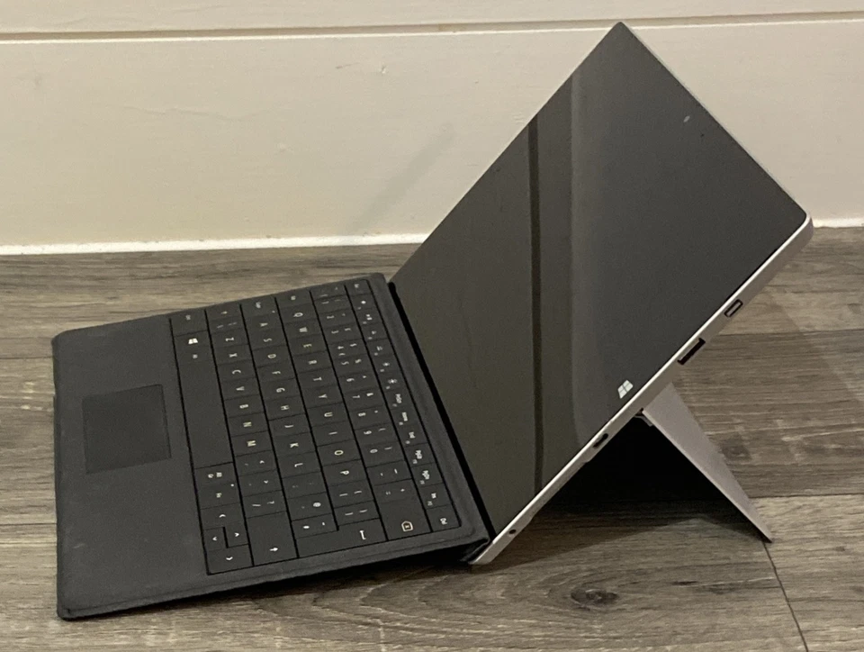 Microsoft Surface 3 1645 Intel Atom X7 1.6GHz 4GB 64GB, Wi-Fi - Image 3 of 4