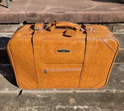 Knoxx Londonderry Vintage 3 Piece Luggage Suitcase Nesting Set
