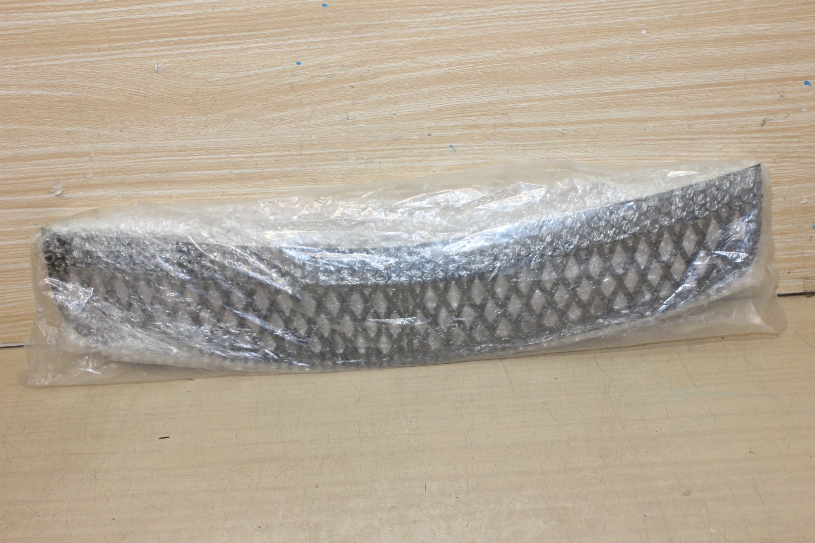 06-09 08 07 BENTLEY CONTINENTAL FRONT BUMPER LOWER GRILL PANEL GENUINE OEM NEW