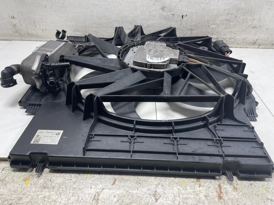 BMW X3 2014 conjunto de ventilador de radiador OEM+ Foto 2 de 4