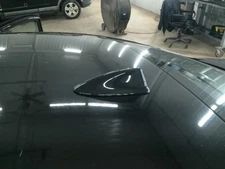 S40       2005 Antenna 104863278