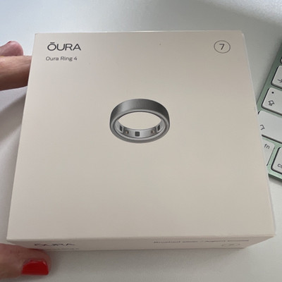 Wie neu: Oura Ring 4 Activity Tracker Größe 7 Brushed Silver Bluetooth