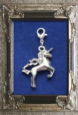 CHARM ANHÄNGER EINHORN FABELWESEN MÄRCHEN mit 925er SILBER Karabiner für ARMBAND