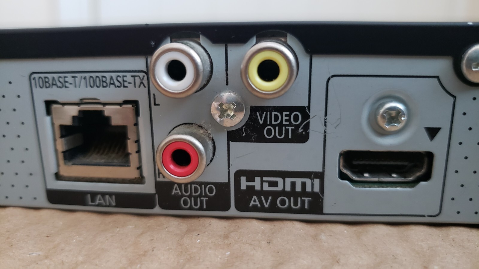 Panasonic DMPBD75 BluRay DVD Disc Player with Remote and Power Cable