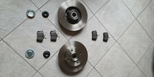 FOR PEUGEOT 307 CC 1.6 2.0 16V  01-08 TWO REAR BRAKE DISCS BEARINGS ABS &  PADS