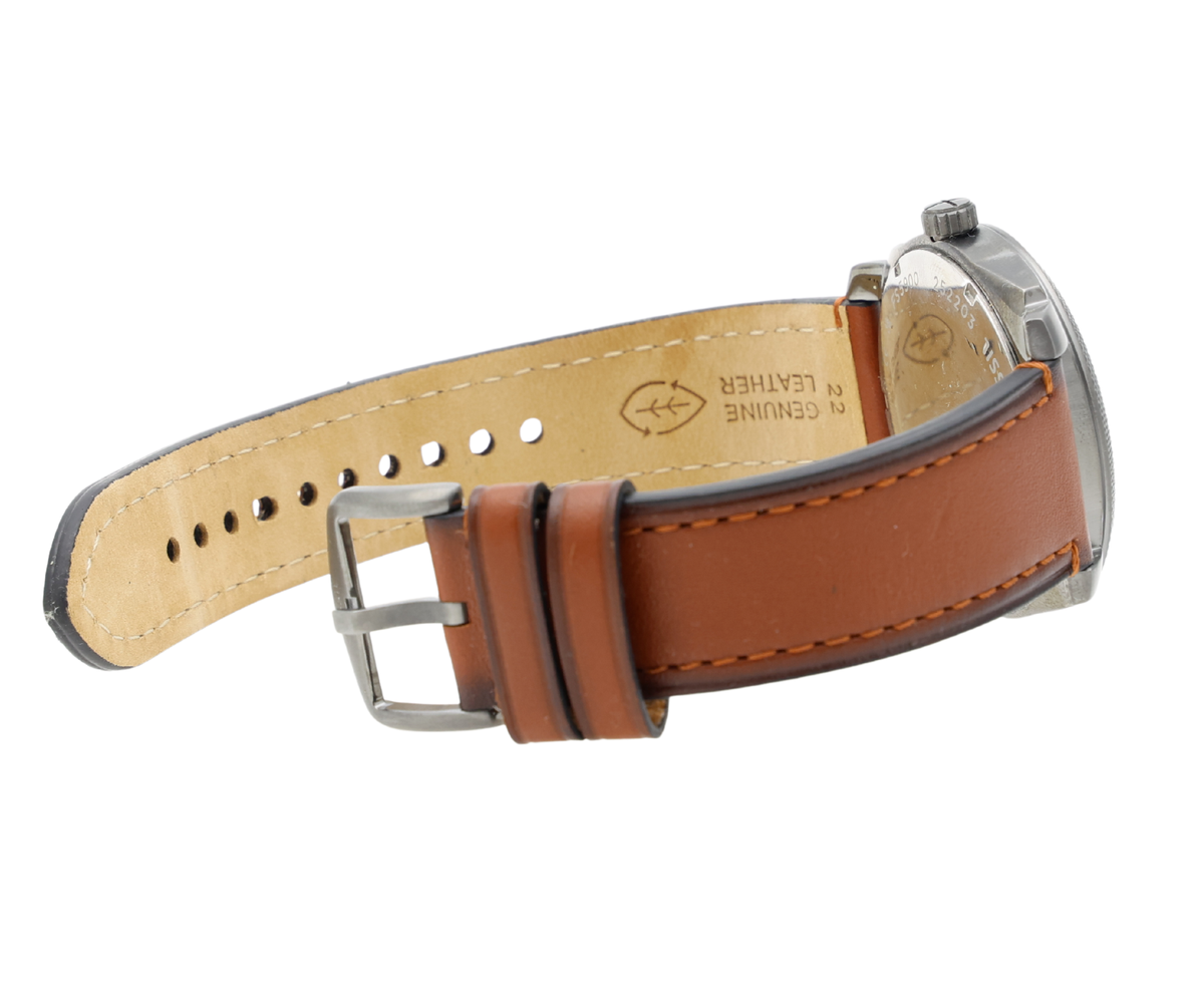 Fossil F1022 Mens Machine Three-Hand Date Brown Leather Strap