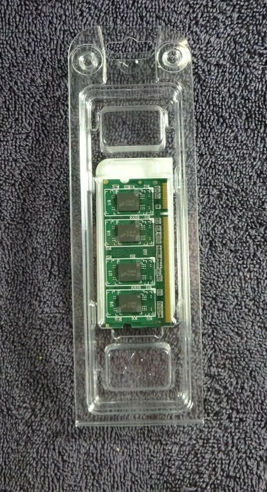 Crucial Memory Module Kit CT12864AC667 1GB 200-PIN DDR2 SODIMM 128Mx6 SDRAM *NEW - Image 2 of 2