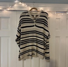 Great Land Navy Blue and Cream Striped V-Neck Buttoned Oversized Sweater Size L
