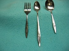 Vintage Oneidacraft Deluxe Stainless Childrens Silverware set
