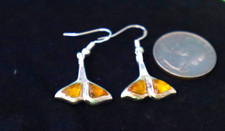 Beautiful Natural Clear Yellow Amber 925 Sterling Silver Whale Fin Earrings 1.5