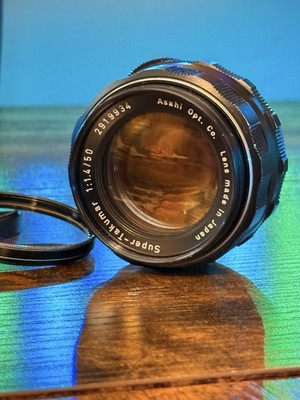 Asahi Super-Takumar 50mm f/1.4 M42 Vintage Lens w/ Kenko Skylight Filter Japan